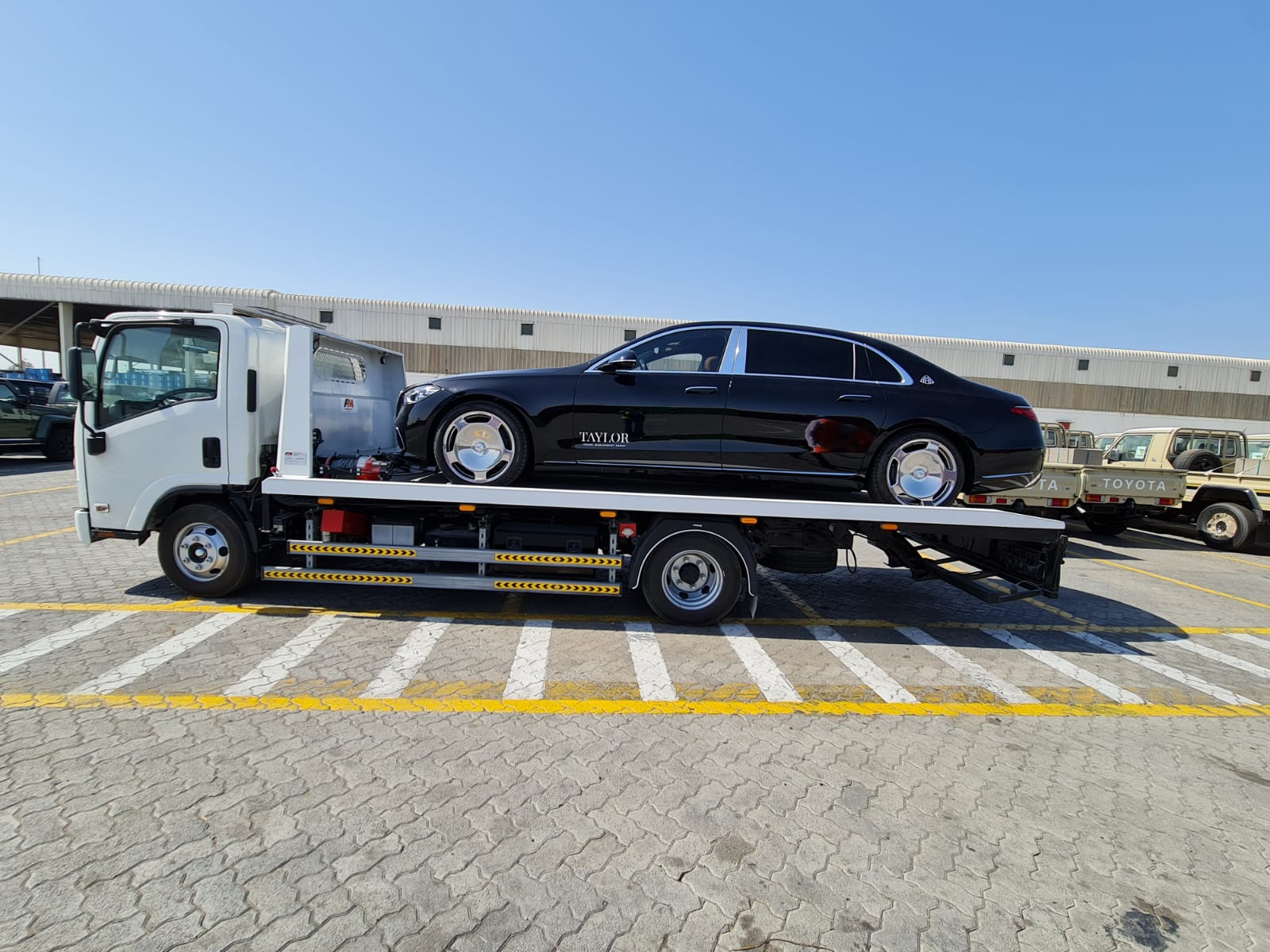 Car recovery services London